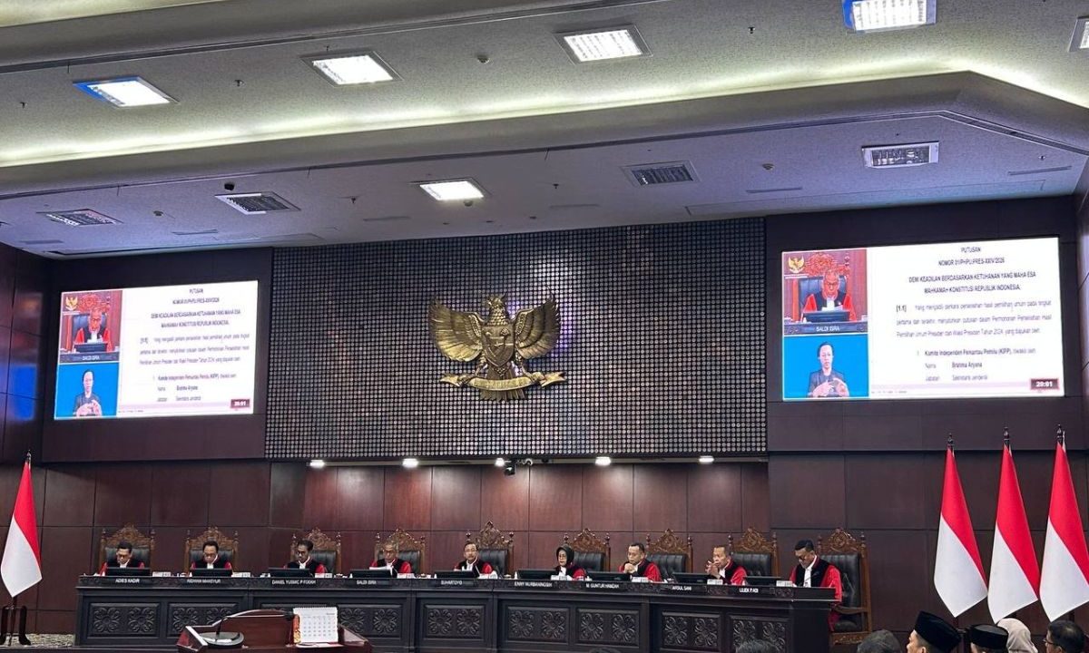 MK tak temukan bukti penyerta ijazah SMA Gibran