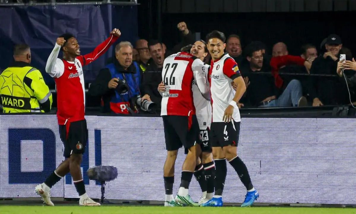 Como terjungkal 2-3 di kandang Feyenoord