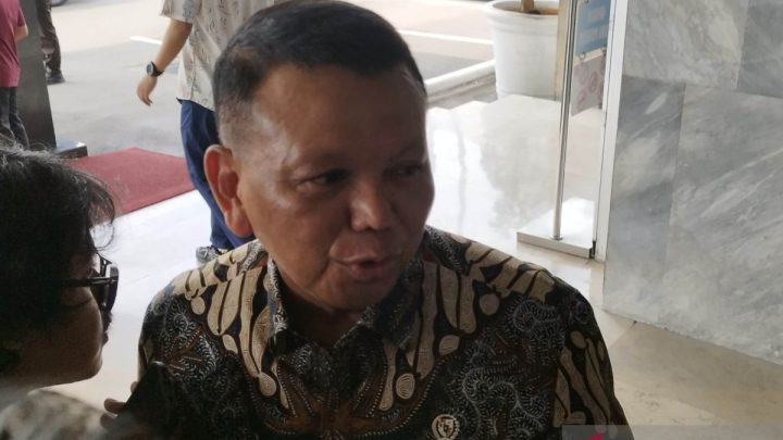 Wamensesneg pastikan belum ada surpres pergantian Panglima TNI