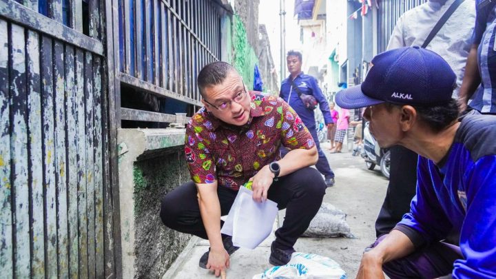 Legislator tinjau pengerjaan saluran air di Jelambar Baru Jakbar