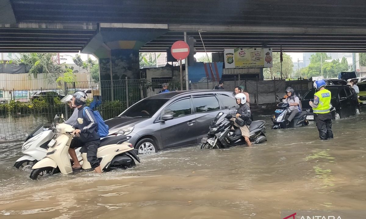 Pemkot Jakbar-Jasa Marga percepat eksekusi penanganan banjir di Kamal