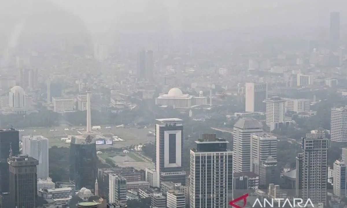 Senin, kualitas udara Jakarta masuk tiga besar terburuk di dunia