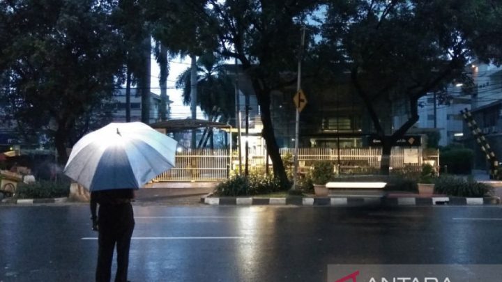 BMKG prakirakan wilayah Jakarta hujan ringan pada Kamis