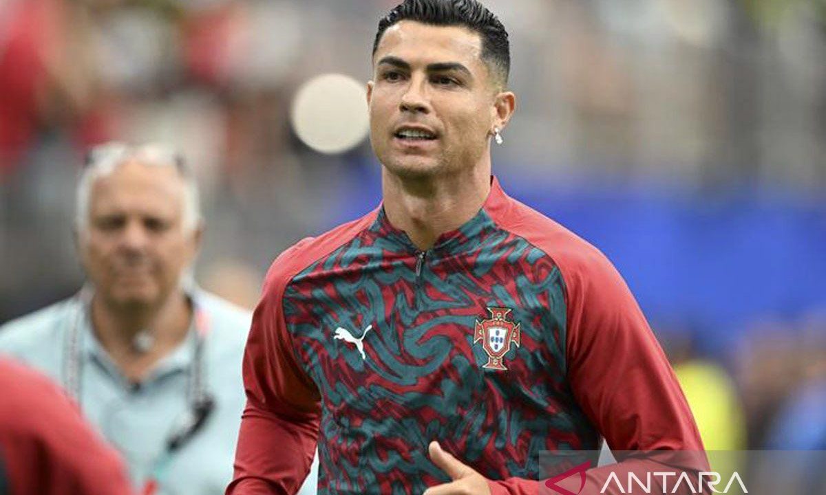 Ronaldo sampaikan pesan hormat kepada Messi
