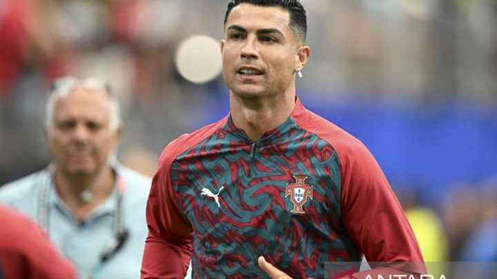 Ronaldo sampaikan pesan hormat kepada Messi