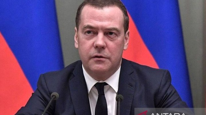 Medvedev: Ukraina harus netral untuk selesaikan konflik dengan Rusia