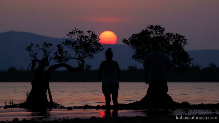 Latest Program: FOTO: Senja Pantai Walakiri Memikat Wisatawan di Sumba Timur