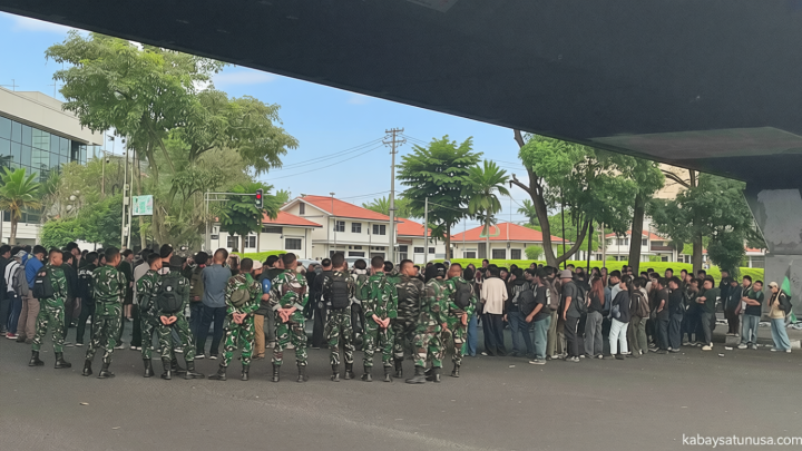 Key Strategy: Aksi HMI di Simpang Cikapayang Bandung Sempat Tutup Akses Menuju Jalan Dago