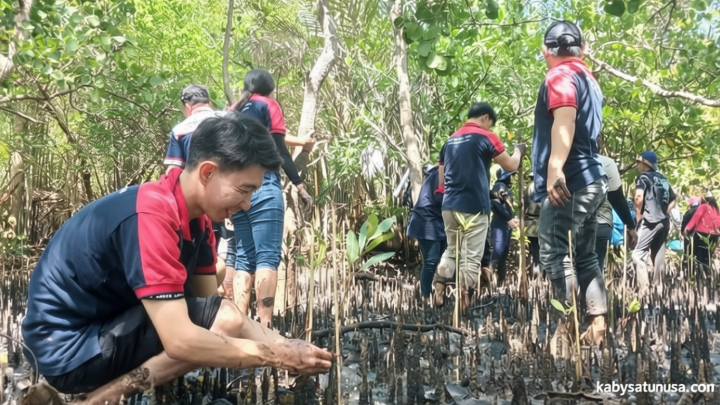 Latest Program: Kolaborasi Retail Modern Alfamidi, Bank Sampah, dan KUEP Perkuat Ekonomi Pesisir Likupang