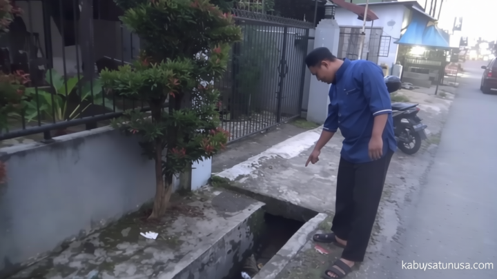 Remaja 14 Tahun Ditemukan Tewas di Parit – Diduga Korban Tawuran Geng Motor