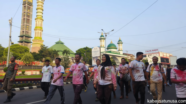 Key Strategy: Semarak Color Run HUT Bandarlampung ke-344, Ribuan Warga Penuhi Jalanan Kota