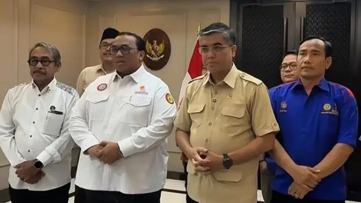 Main Agenda: Cegah PHK Massal PT Granito, Menaker Beri Tawaran Begini