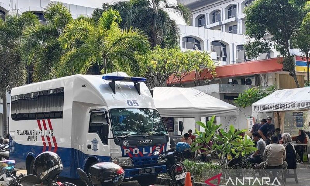 Layanan SIM Keliling tersedia di lima lokasi Jakarta pada Selasa