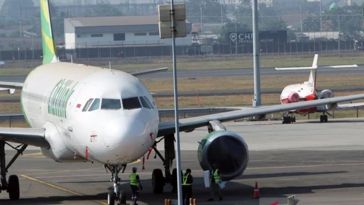 Menhub sebut Presiden pantau dampak erupsi GAK terhadap transportasi