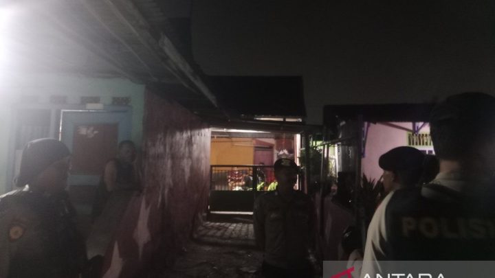 KPK geledah rumah kontraktor Adi Sumarta di Kota Bengkulu