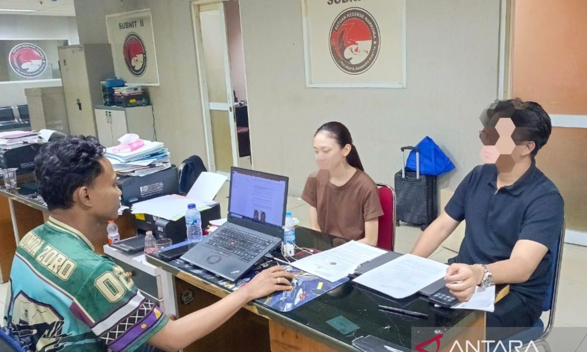 Kriminal kemarin, peredaran ganja hingga selebgram positif etomidate