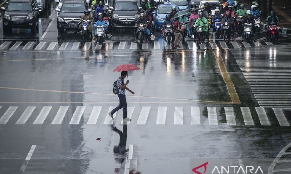BMKG: Sejumlah kota besar RI berpotensi diguyur hujan hari ini