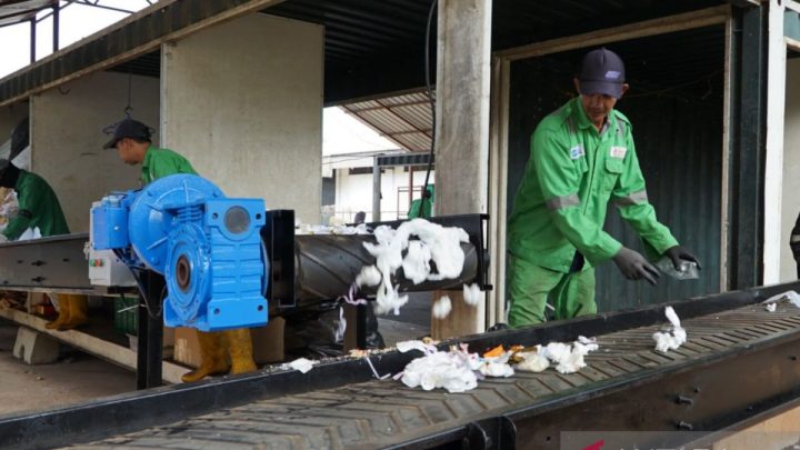 PT JIEP perkuat pemilahan dan pengolahan sampah di kawasan industri
